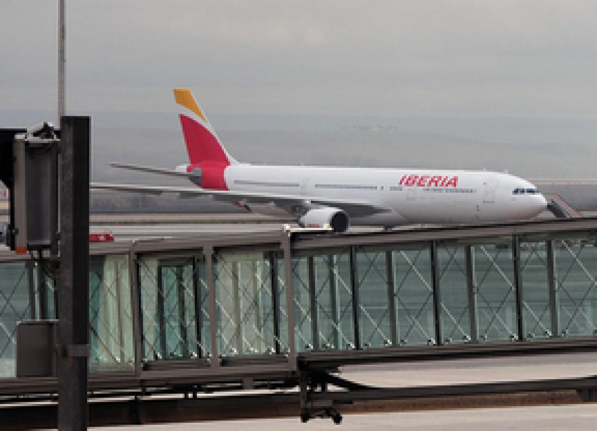 Avión de Iberia en el aeropuerto Madrid Barajas