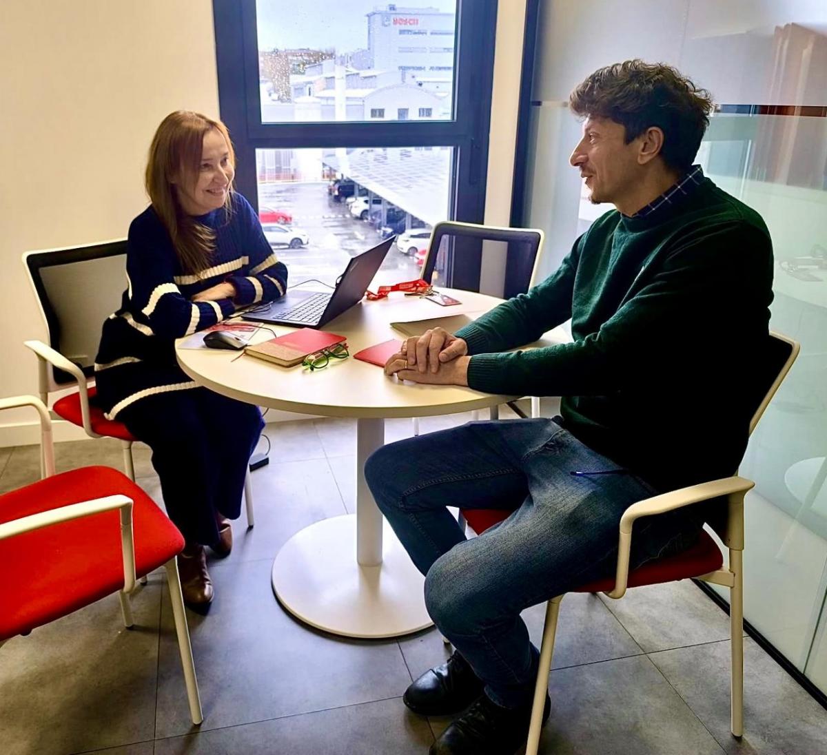 Momentos de la reunión entre Paloma y Edgardo